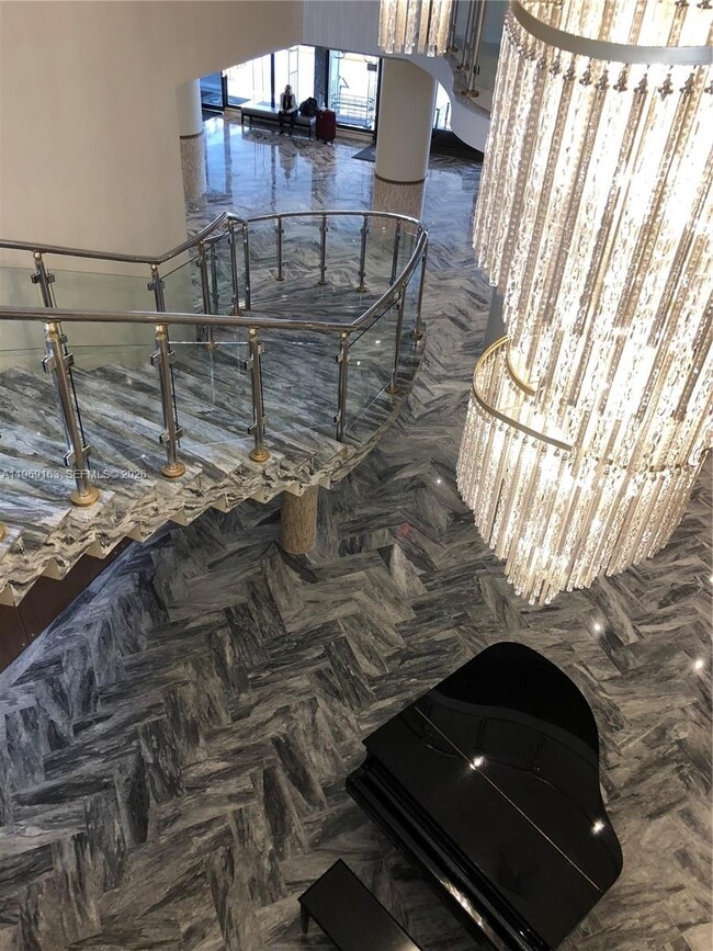 Building Photo - 5401 Collins Ave