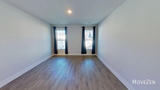 Building Photo - 210 Woodhouse Wy