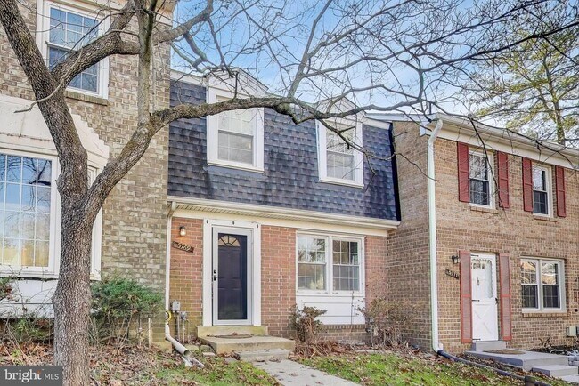 Building Photo - 5769 Yellowrose Ct