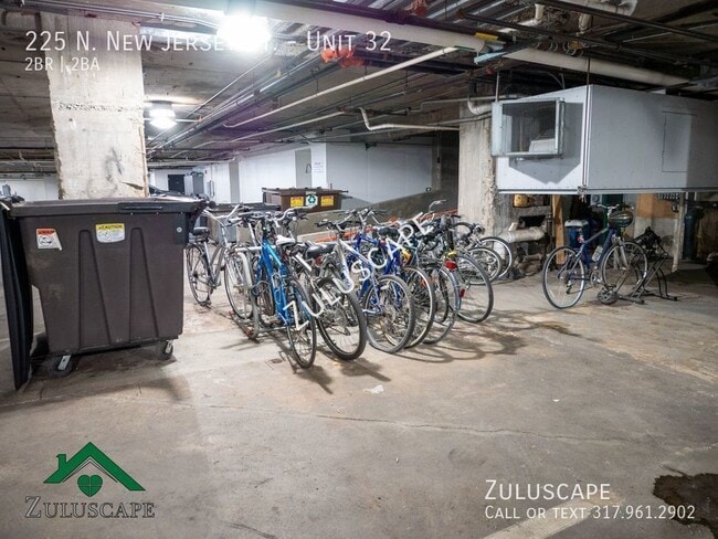 Building Photo - 225 N New Jersey St