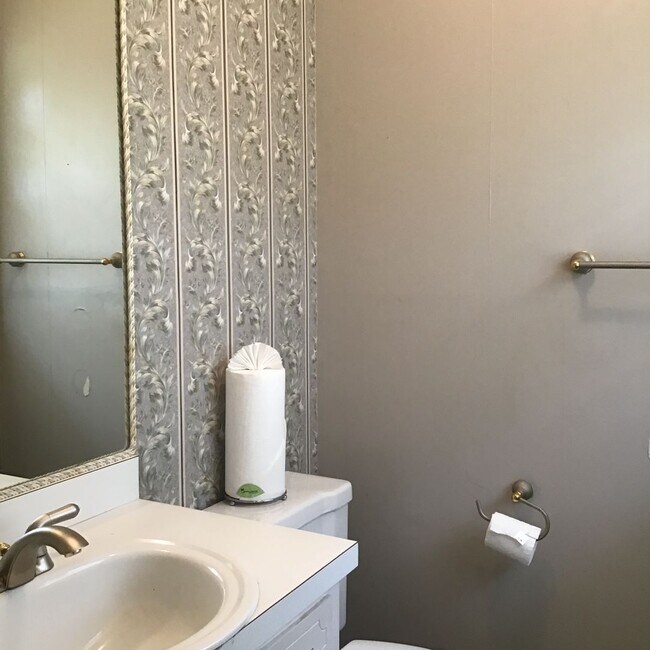 Building Photo - Dorsett6863