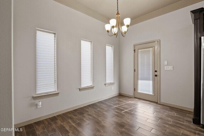 Building Photo - 2113 William Woolverton