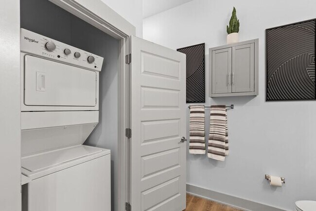 Building Photo - Chic Studio in the Heart of WEHO – Water &...