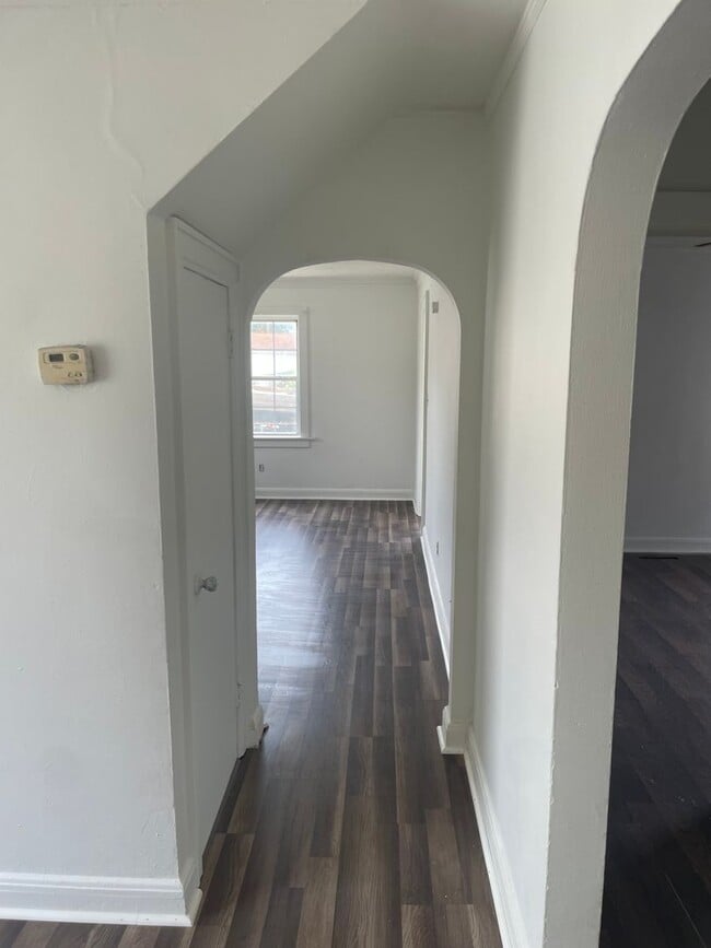 Building Photo - Four Bedroom Two Bath Home In Dunbar