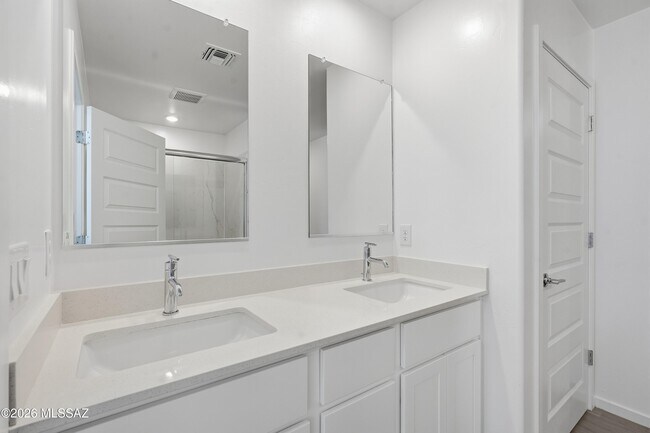 Building Photo - 11777 W Claudina St