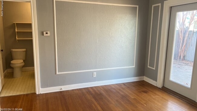 Building Photo - 4600 Calmont Ave