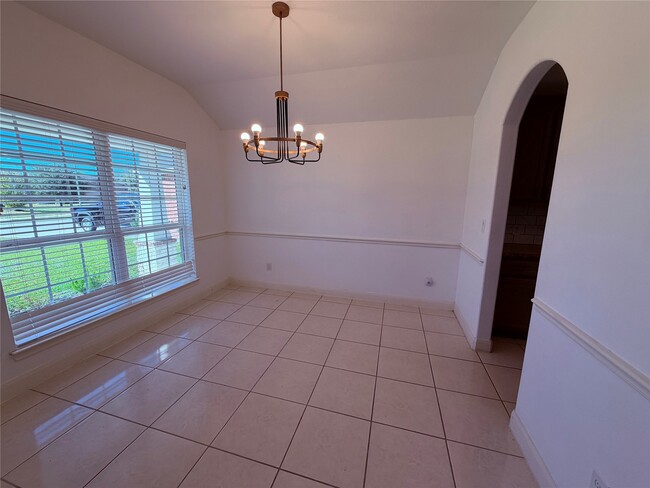 Building Photo - 4915 Manor Stone Ln