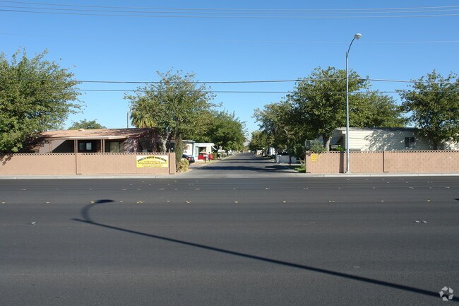 Building Photo - Bobette Mobile Home Park