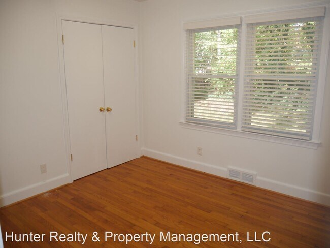Building Photo - 4 br, 3 bath House - 3909 Guinevere Lane