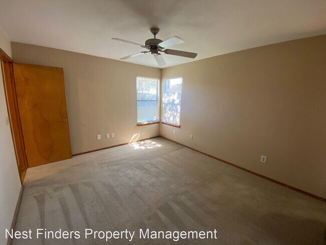 Building Photo - 3 br, 2 bath House - 2371 Ironstone Dr E