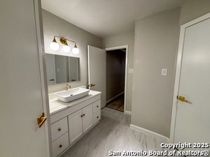 Building Photo - 14417 Waddesdon Bluff