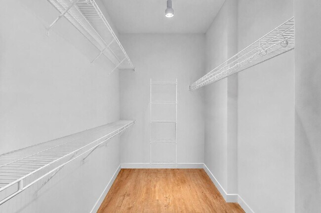 Building Photo - 4216 Tuscany Way