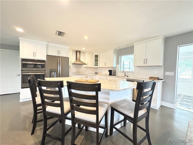 Building Photo - 1331 NW 20th Ave