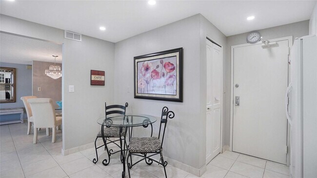 Building Photo - 3900 Galt Ocean Dr