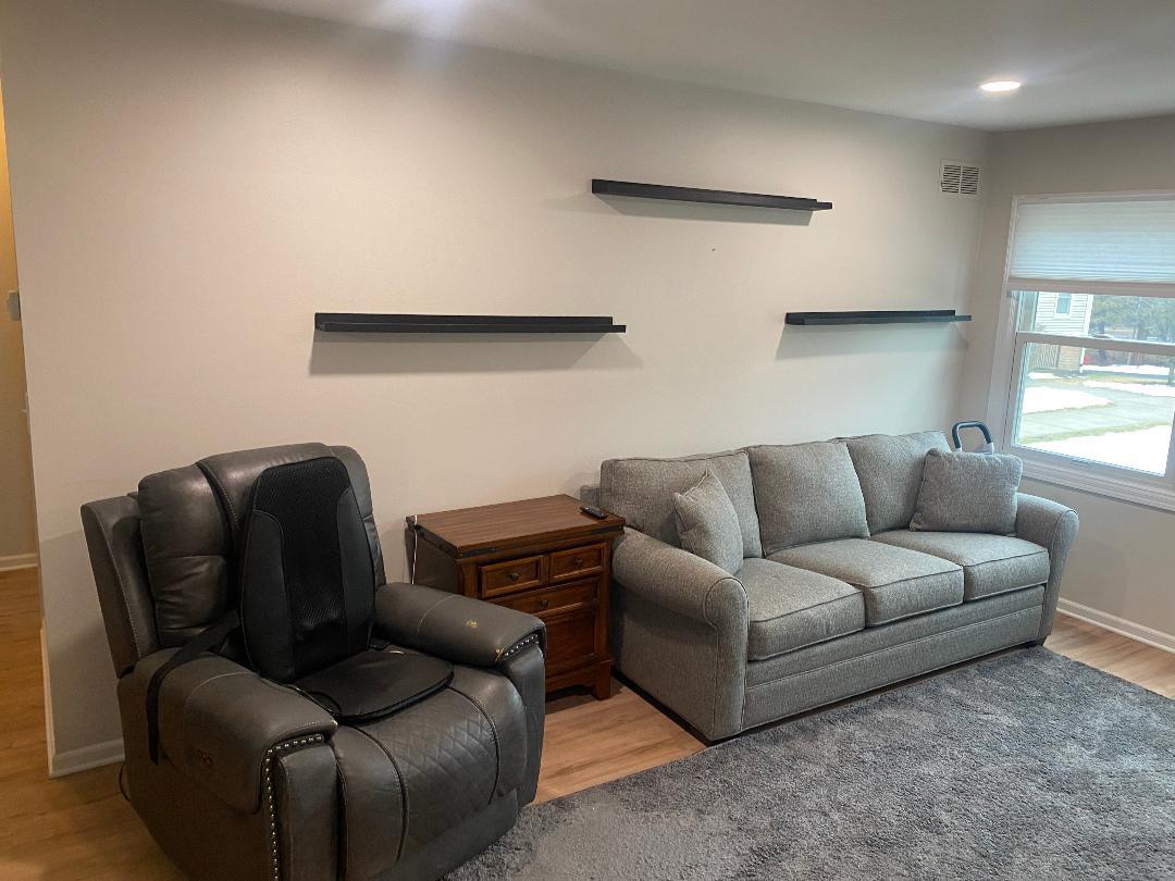 Living Rm Newer Lighting! - 105 Newark Pompton Tpke