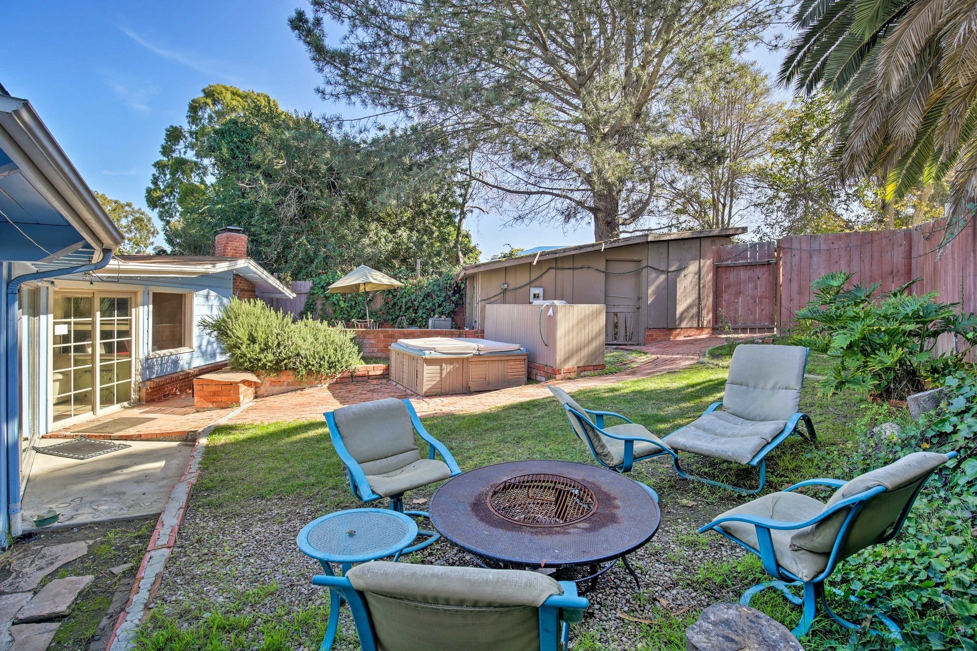 Backyard Fire Circle - 2139 Torrey Pines Rd