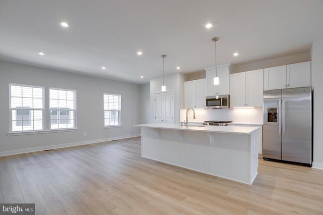 Building Photo - 4504 Dandelion Lp