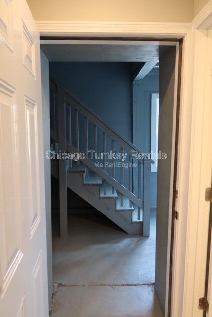 Building Photo - 2345 S Whipple St