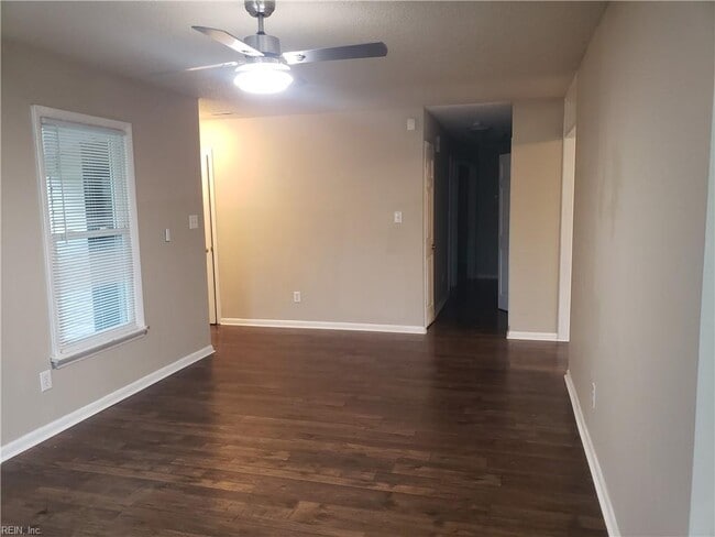 Building Photo - 3533 Dana Ln