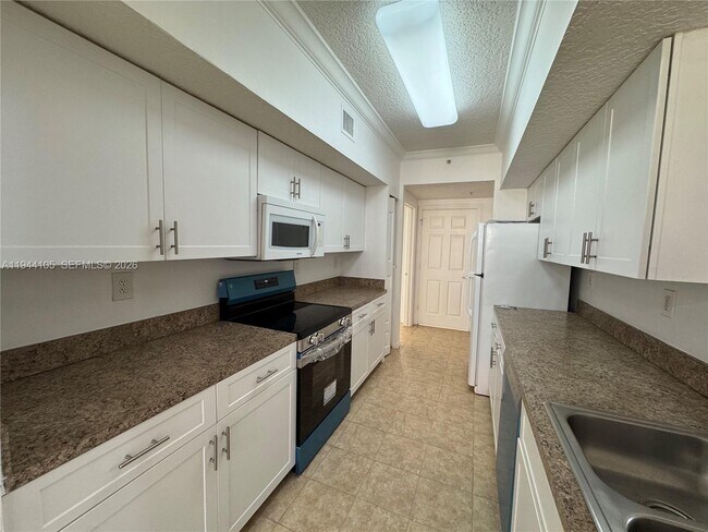 Building Photo - 11700 SW 2nd St