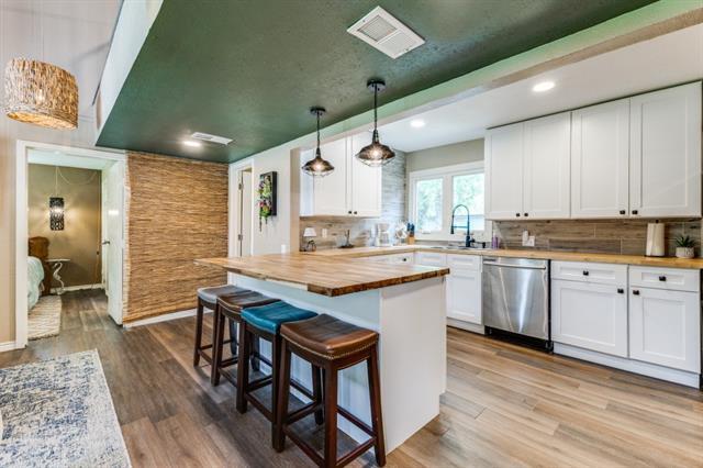 Building Photo - 1204 Tupuna Ct