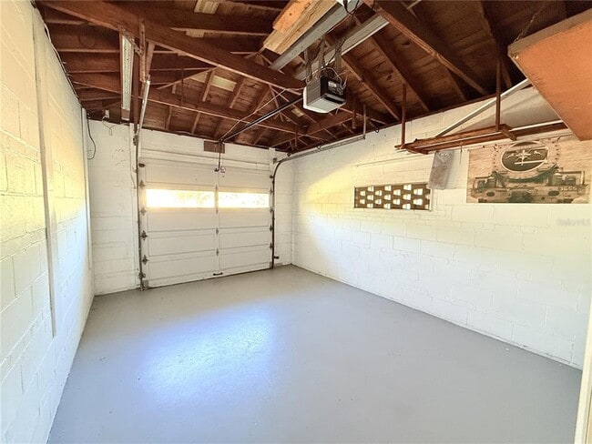 Building Photo - 225 Cevera Rd