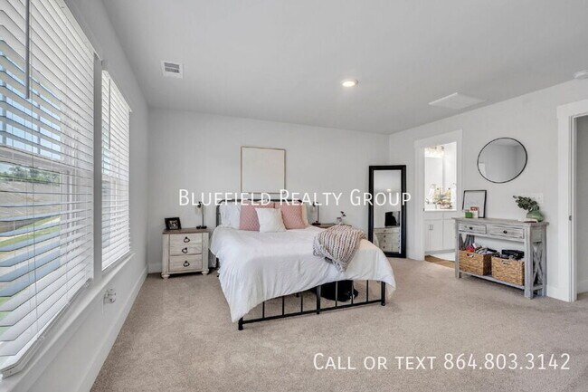 Building Photo - 516 Ml Pk Wy