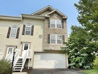 Building Photo - 6422 Lindsey Ln