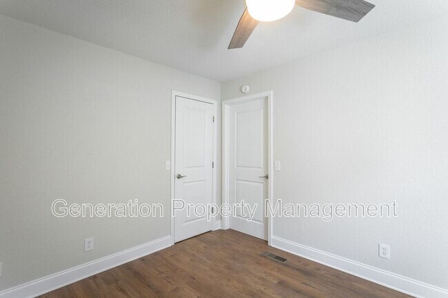 Building Photo - 1902 S Watkins St