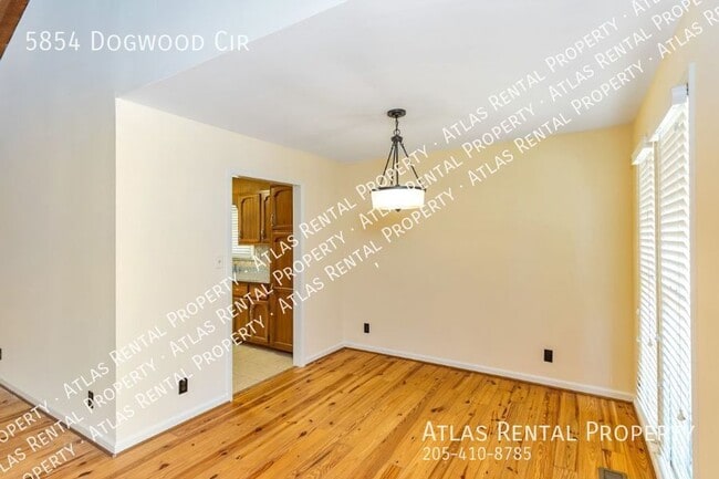 Building Photo - 5854 Dogwood Cir