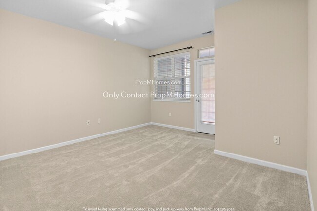 Building Photo - Elegant Condo with Dual Balconies and Spac...