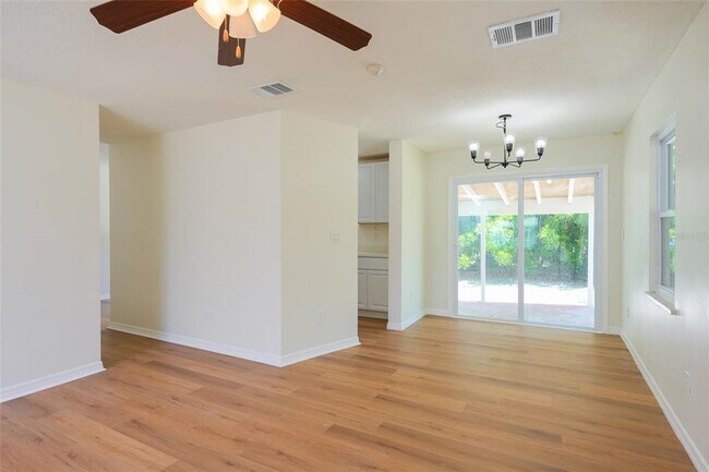Building Photo - 6515 3rd St Ct W