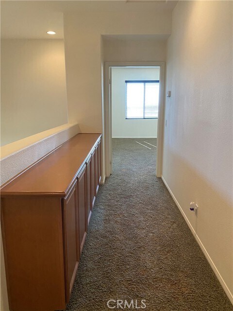 Building Photo - 5505 Sunset Ridge Dr
