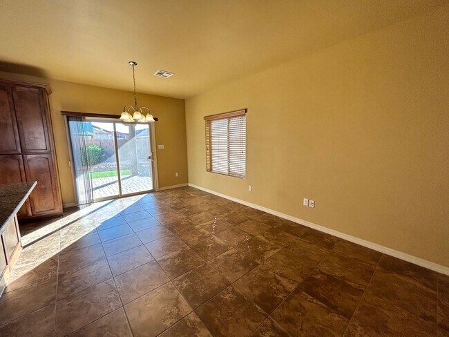 Building Photo - Beautiful Southwestern-Style Home in El Rancho Encantado