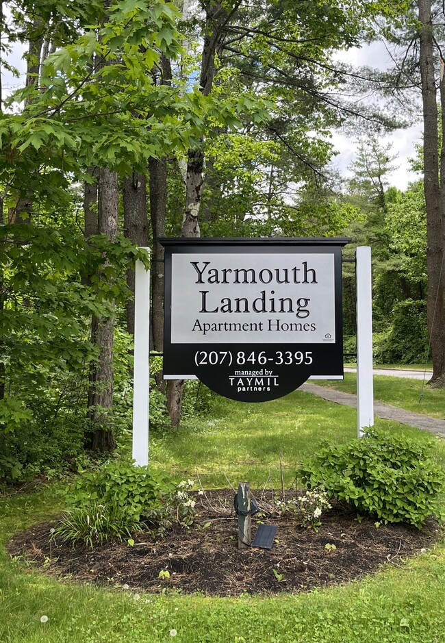 Primary Photo - Yarmouth Landing Apartment Homes