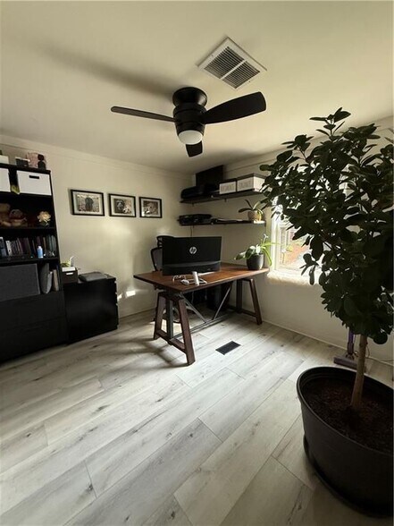Building Photo - 3685 Fir Dr