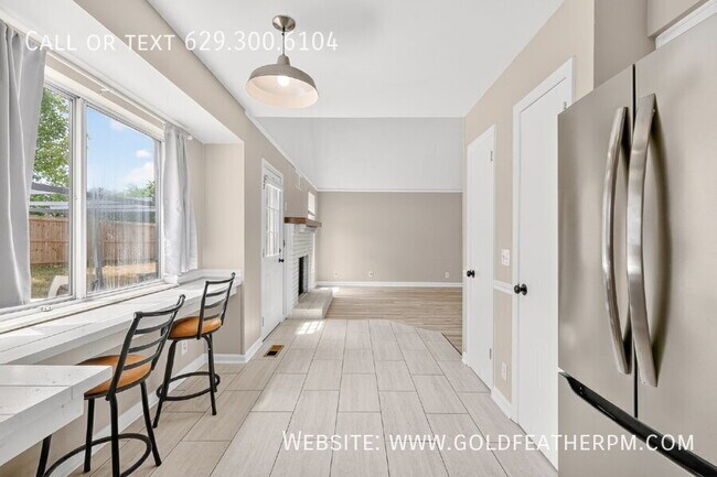 Building Photo - 2901 High Rigger Dr