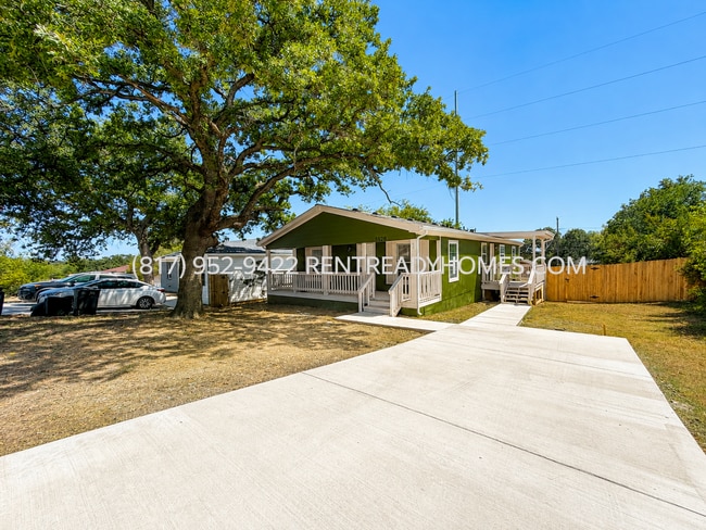 Building Photo - 5528 Patton Dr