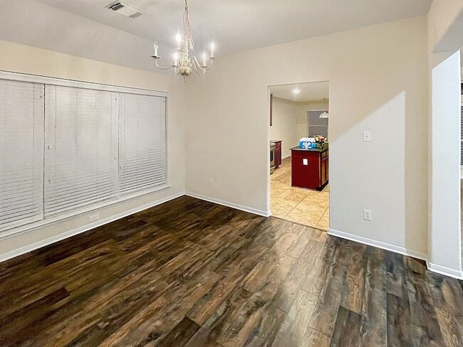 Building Photo - 18607 Troon Oak St
