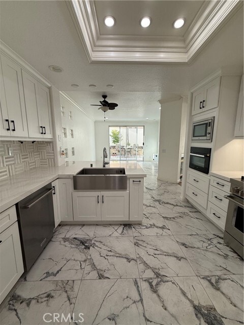 Building Photo - 2738 Pointe Coupee