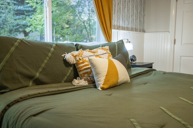 Building Photo - 10098 Wasatch Blvd