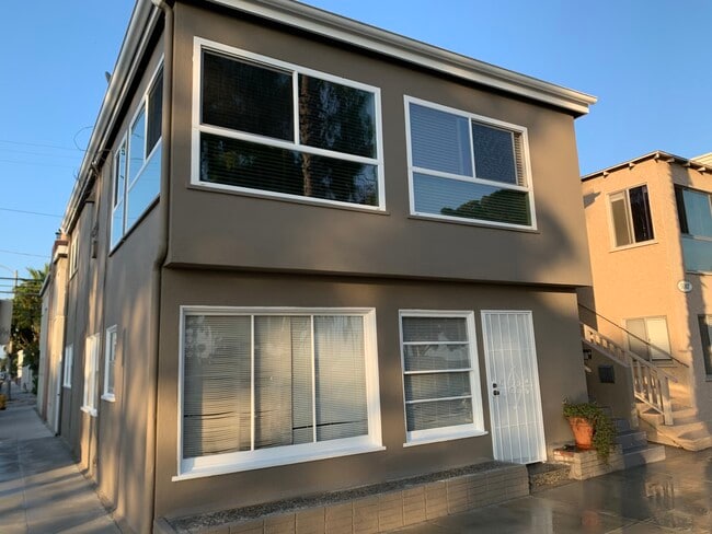 Building Photo - 5003 E Ocean Blvd