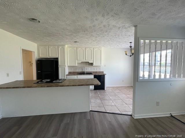 Building Photo - 7437 Avila Dr