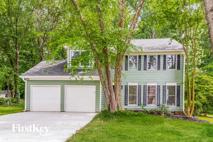 Primary Photo - 2417 Quaker Landing Rd