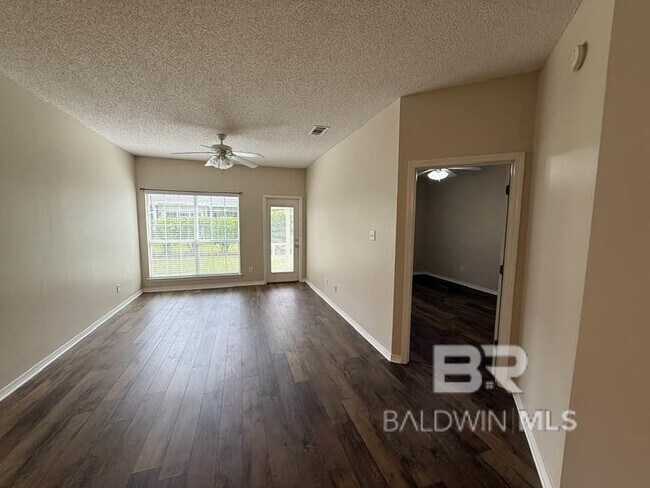 Building Photo - 2651 S Juniper St