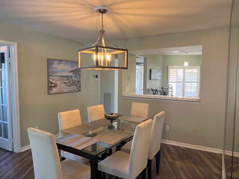 Dining table - 1096 Woodshire Ln