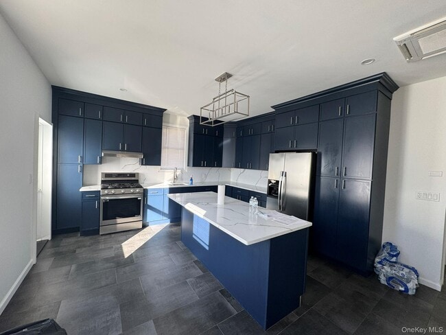 Building Photo - 88-36 77th St