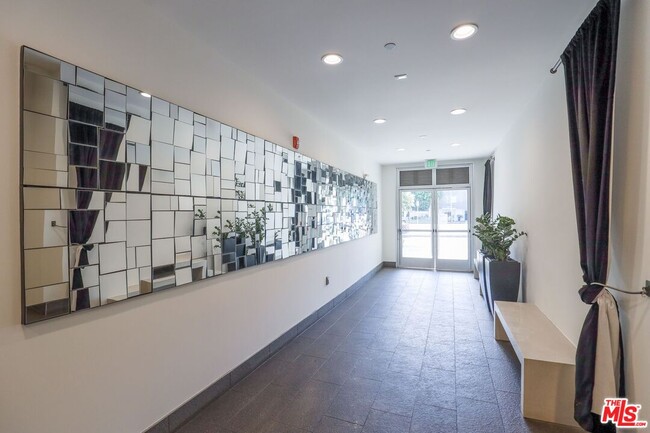 Building Photo - 5308 Sepulveda Blvd