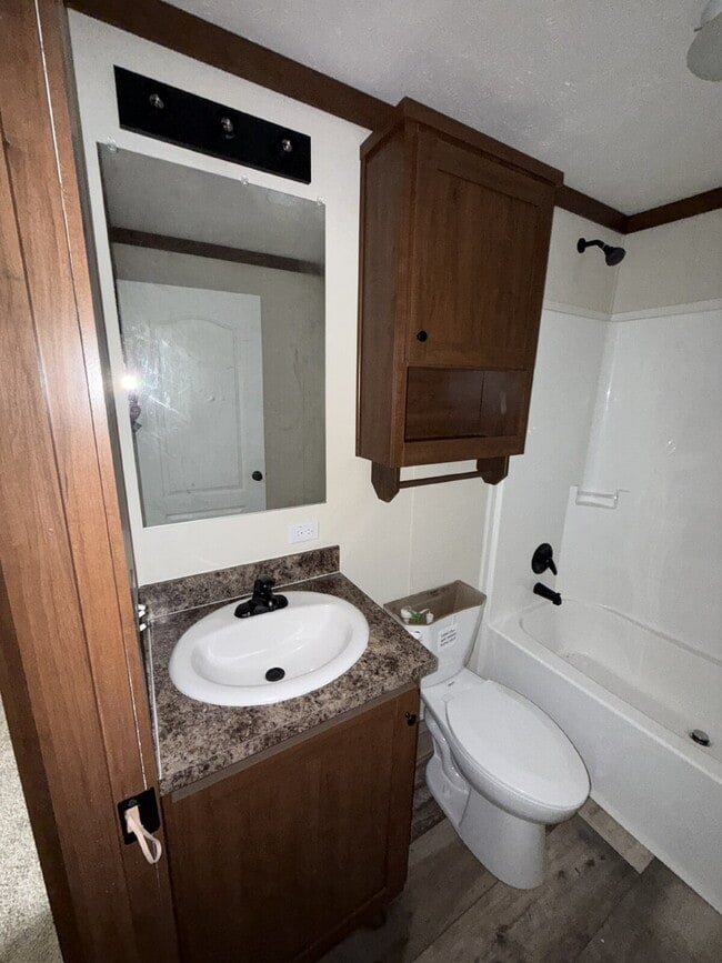 Building Photo - Rare 4-Bedroom Home – Perfect for Larger Families!