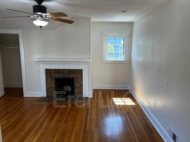 Building Photo - 2521 Ashby Ave
